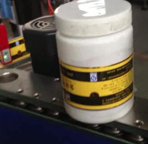 Бөөрөнхий лонх шошголох машин, сүүн чихрийн саванд савлах, шошголох машин