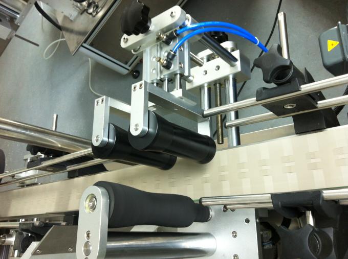 Шилэн лонх өөрөө наалддаг наалт шошгоны машин, шилэн савны хаяг шошгоны машин