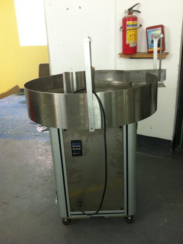 Бүрэн автомат өөрөө наалддаг шошго түрхэх төхөөрөмж хоёр тал